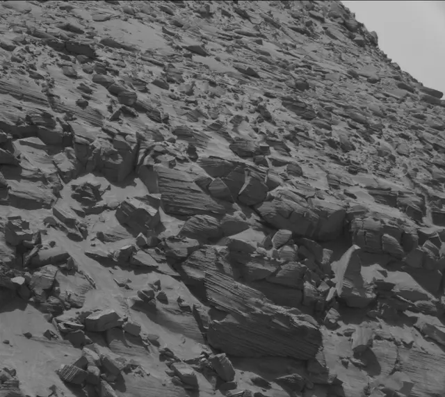 Sol 3819: Mast Camera (Mastcam)