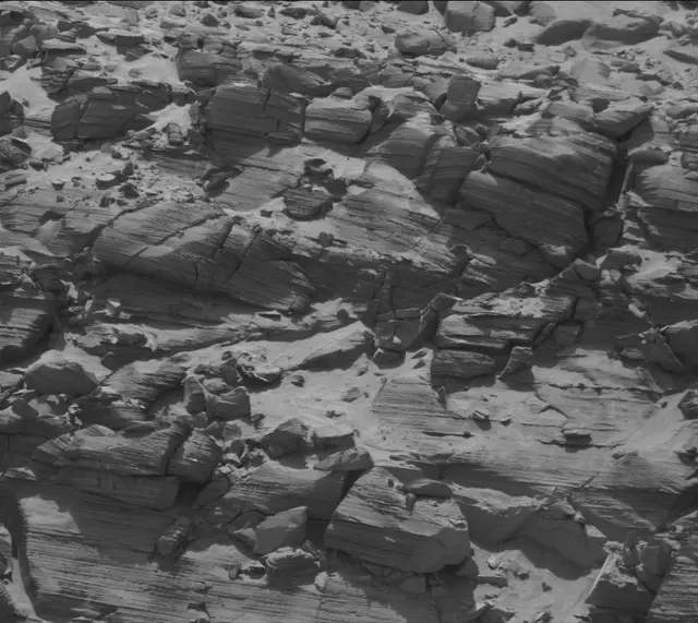 Sol 3819: Mast Camera (Mastcam)