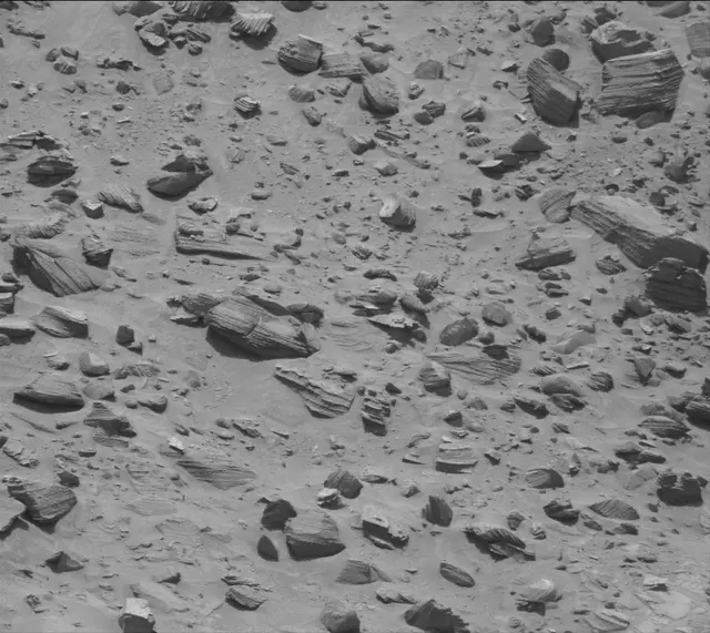 Sol 3819: Mast Camera (Mastcam)