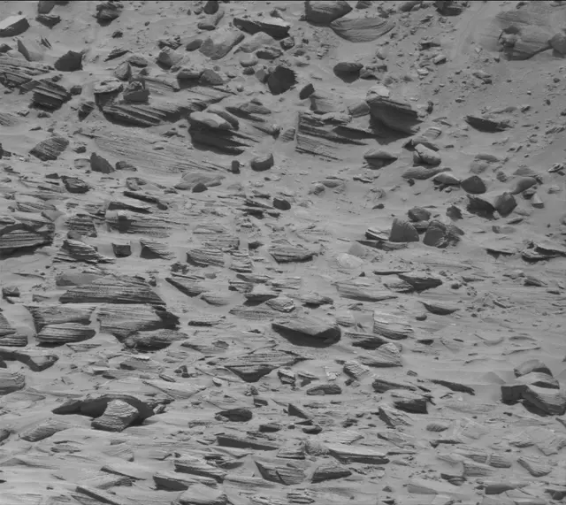 Sol 3819: Mast Camera (Mastcam)
