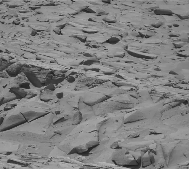 Sol 3819: Mast Camera (Mastcam)