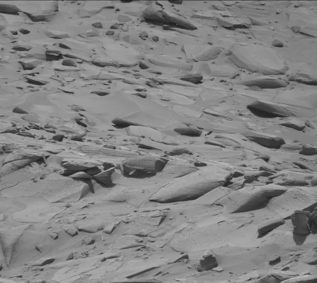 Sol 3819: Mast Camera (Mastcam)