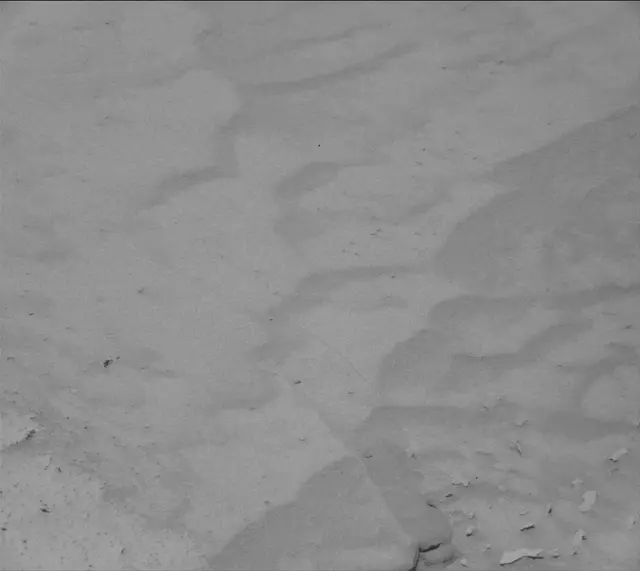 Sol 3819: Mast Camera (Mastcam)