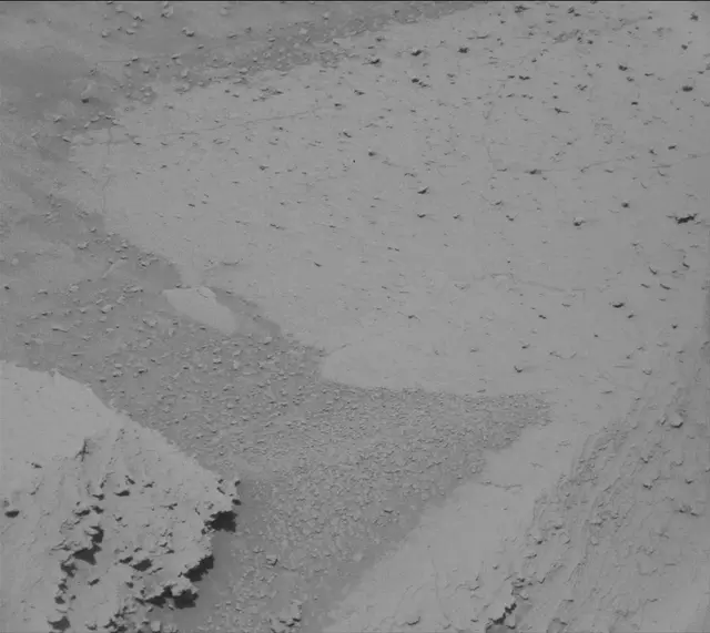 Sol 3819: Mast Camera (Mastcam)