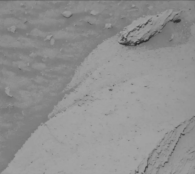 Sol 3819: Mast Camera (Mastcam)
