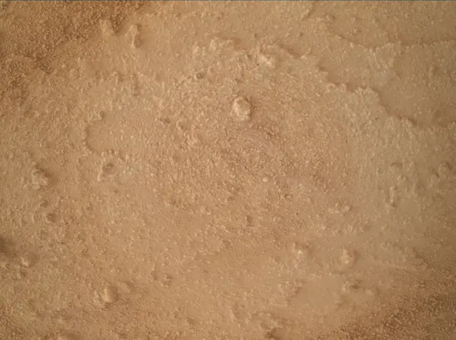 Sol 3819: Mars Hand Lens Imager (MAHLI)