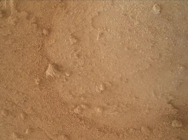 Sol 3819: Mars Hand Lens Imager (MAHLI)