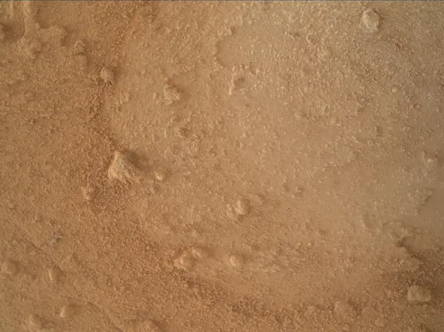 Sol 3819: Mars Hand Lens Imager (MAHLI)