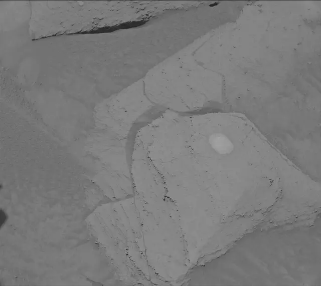 Sol 3820: Mast Camera (Mastcam)