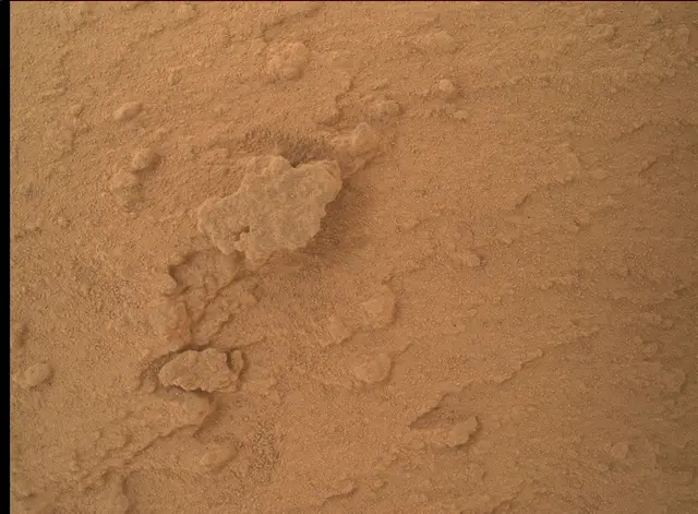 Sol 3821: Mars Hand Lens Imager (MAHLI)