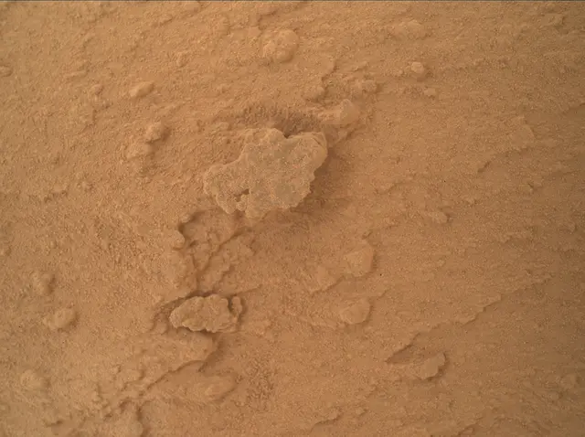 Sol 3821: Mars Hand Lens Imager (MAHLI)
