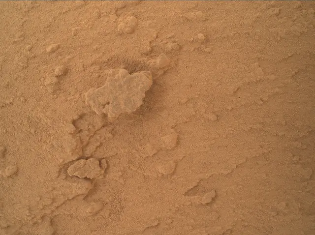 Sol 3821: Mars Hand Lens Imager (MAHLI)
