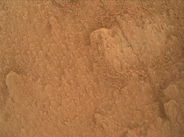 Sol 3821: Mars Hand Lens Imager (MAHLI)