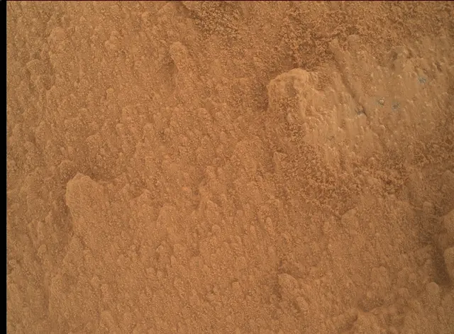 Sol 3821: Mars Hand Lens Imager (MAHLI)