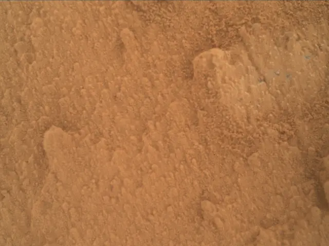 Sol 3821: Mars Hand Lens Imager (MAHLI)