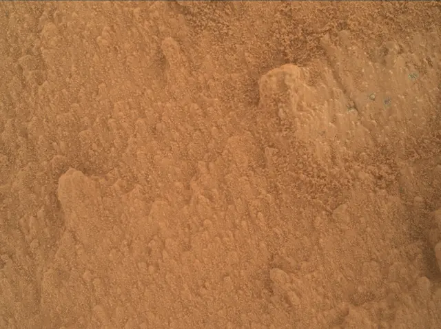 Sol 3821: Mars Hand Lens Imager (MAHLI)