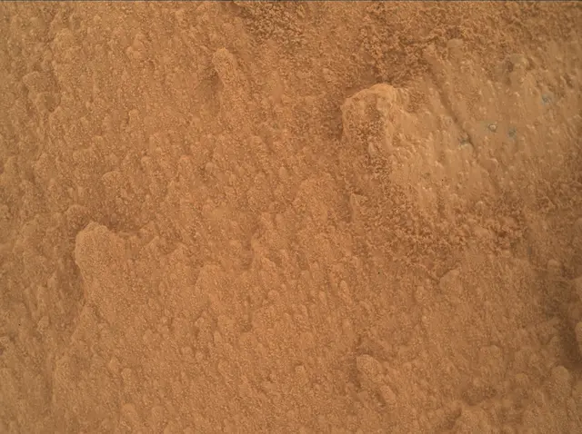 Sol 3821: Mars Hand Lens Imager (MAHLI)