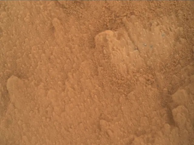 Sol 3821: Mars Hand Lens Imager (MAHLI)