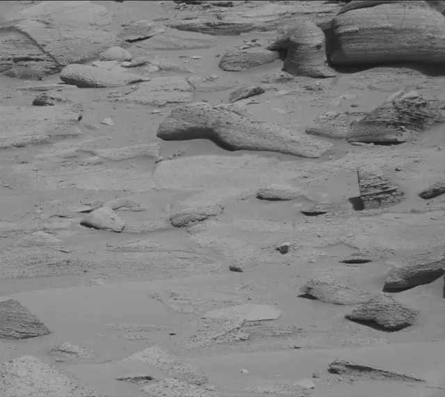 Sol 3822: Mast Camera (Mastcam)