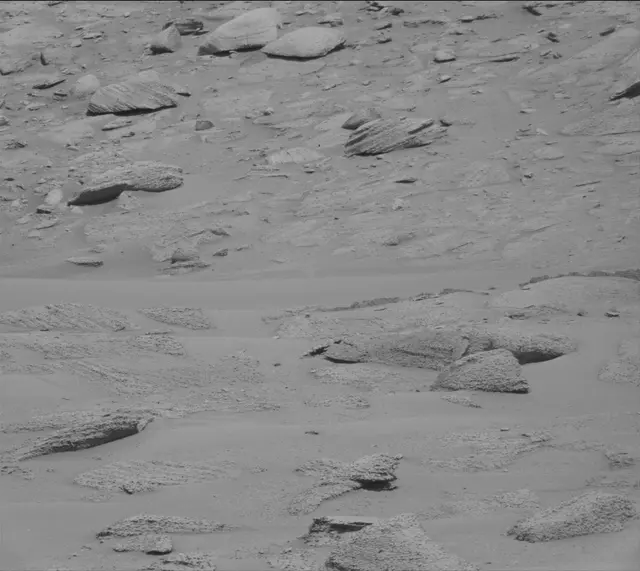 Sol 3822: Mast Camera (Mastcam)