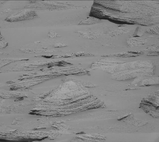 Sol 3822: Mast Camera (Mastcam)