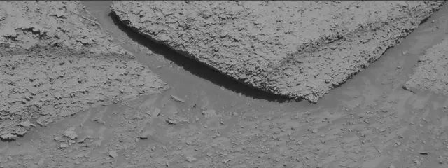 Sol 3824: Mast Camera (Mastcam)