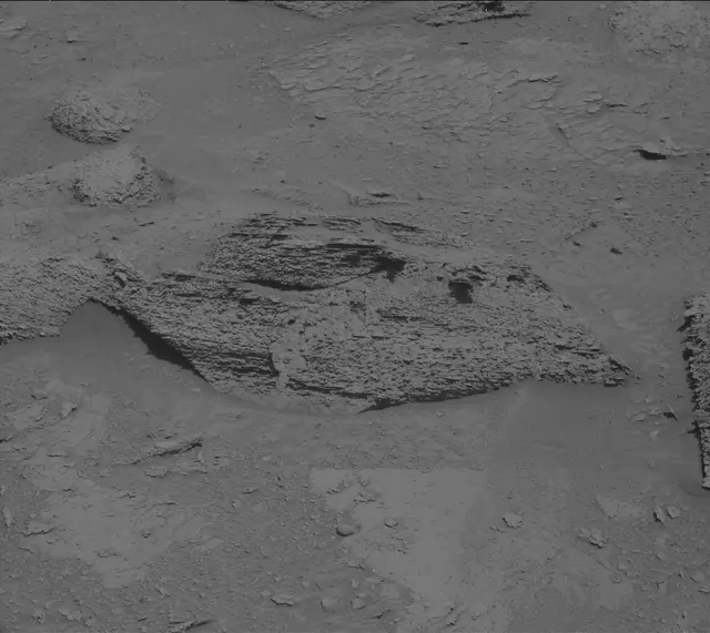 Sol 3824: Mast Camera (Mastcam)