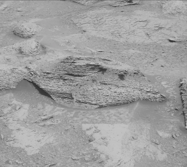 Sol 3824: Mast Camera (Mastcam)