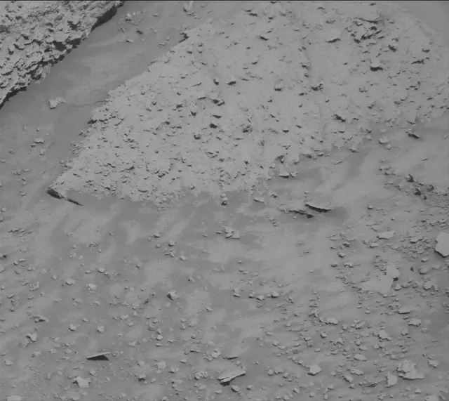 Sol 3824: Mast Camera (Mastcam)
