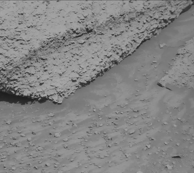 Sol 3824: Mast Camera (Mastcam)