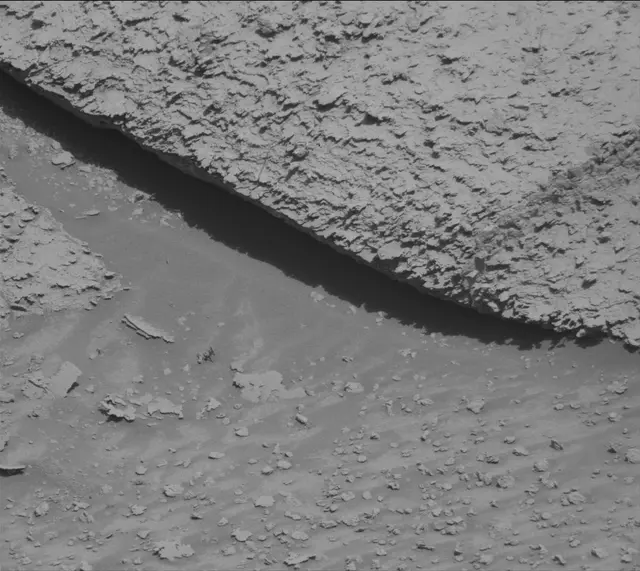 Sol 3824: Mast Camera (Mastcam)