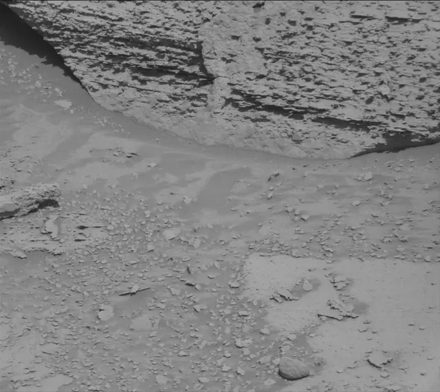 Sol 3824: Mast Camera (Mastcam)