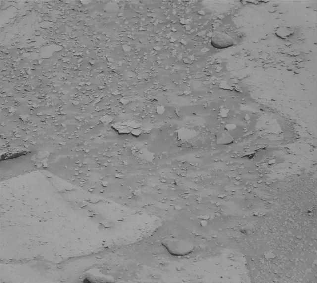 Sol 3824: Mast Camera (Mastcam)