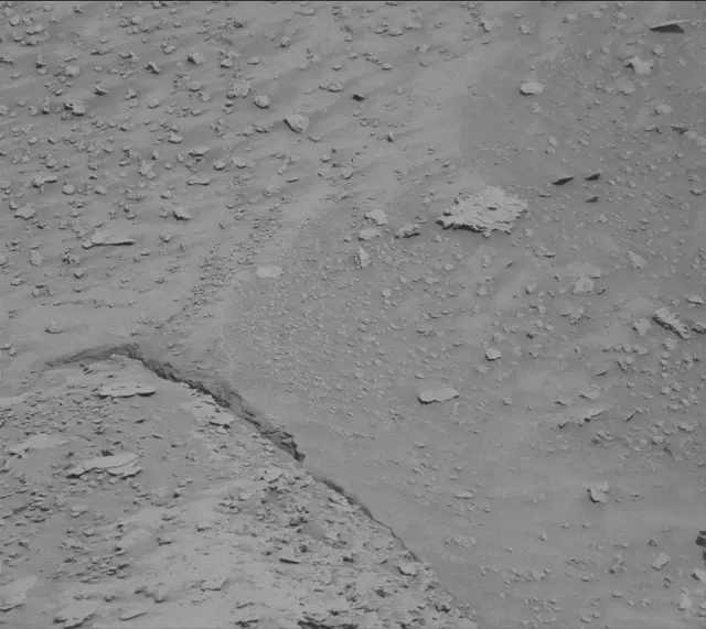 Sol 3824: Mast Camera (Mastcam)