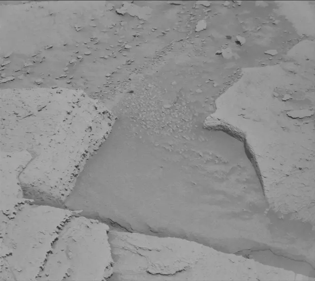 Sol 3824: Mast Camera (Mastcam)