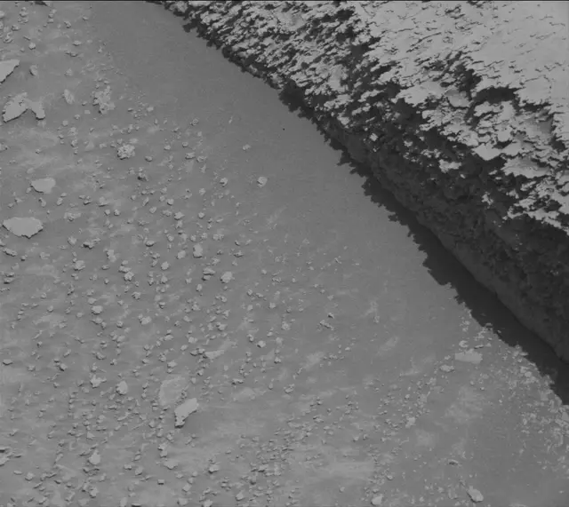 Sol 3824: Mast Camera (Mastcam)