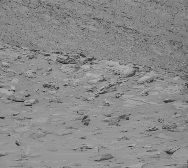 Sol 3825: Mast Camera (Mastcam)