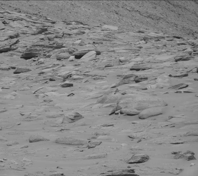 Sol 3825: Mast Camera (Mastcam)