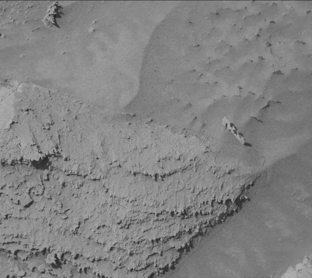 Sol 3830: Mast Camera (Mastcam)