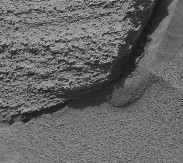 Sol 3830: Mast Camera (Mastcam)