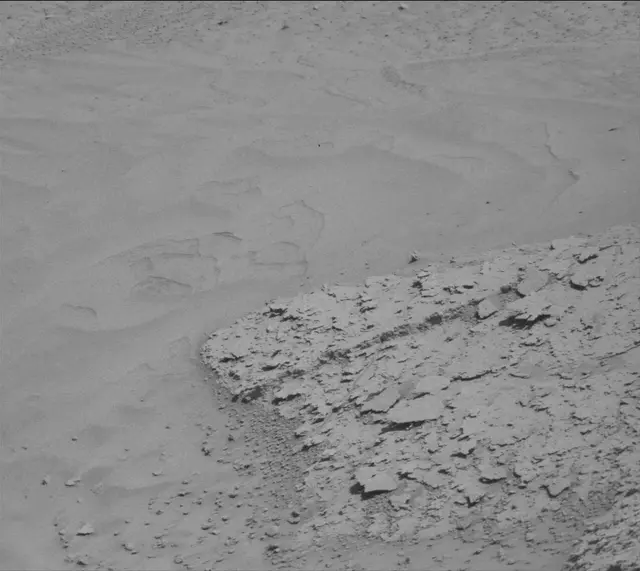 Sol 3830: Mast Camera (Mastcam)