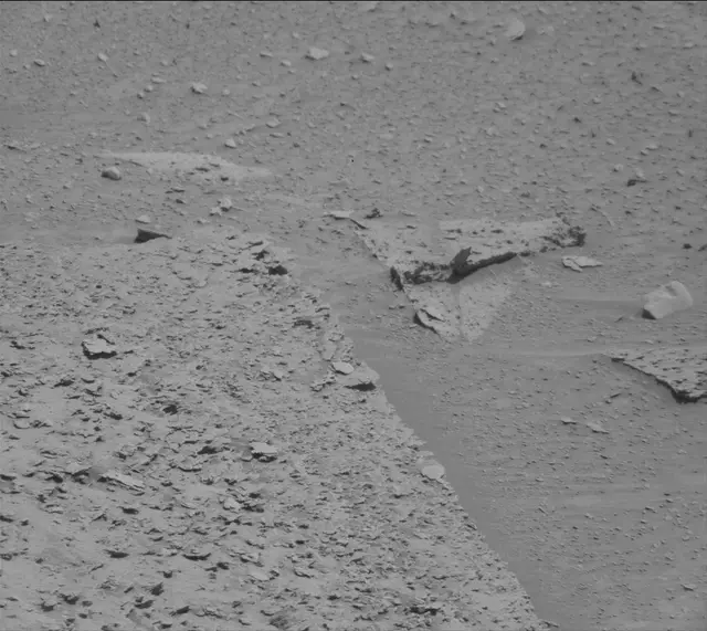 Sol 3830: Mast Camera (Mastcam)