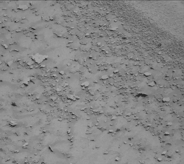 Sol 3830: Mast Camera (Mastcam)
