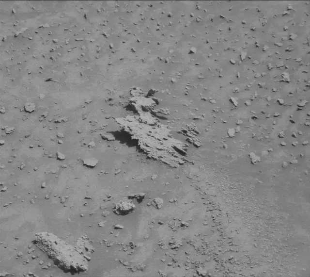Sol 3830: Mast Camera (Mastcam)