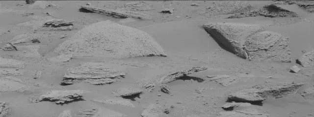 Sol 3831: Mast Camera (Mastcam)