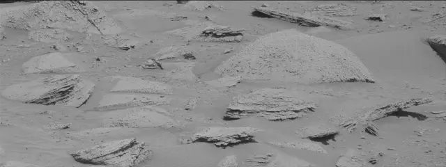 Sol 3831: Mast Camera (Mastcam)
