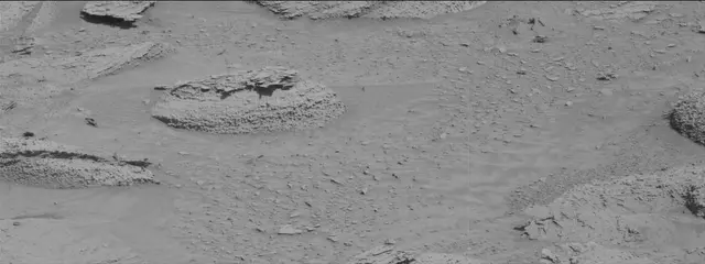 Sol 3831: Mast Camera (Mastcam)