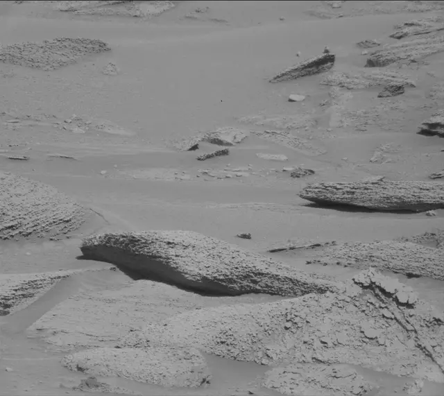 Sol 3831: Mast Camera (Mastcam)