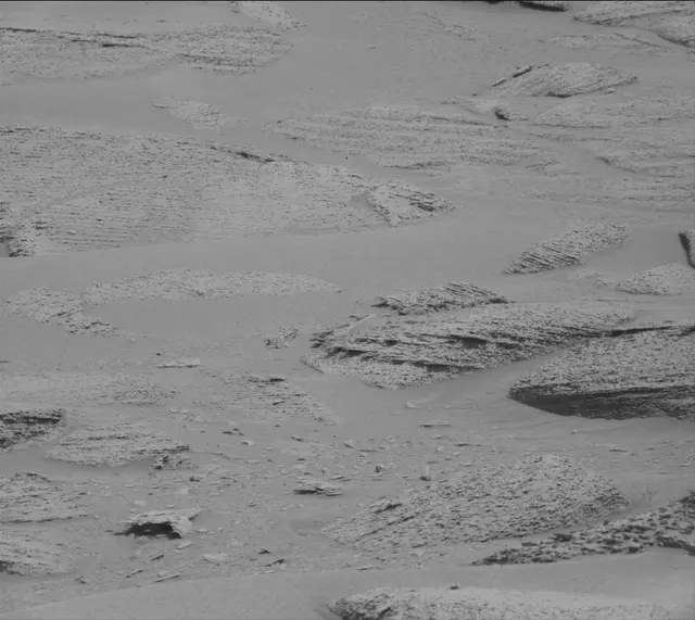 Sol 3831: Mast Camera (Mastcam)