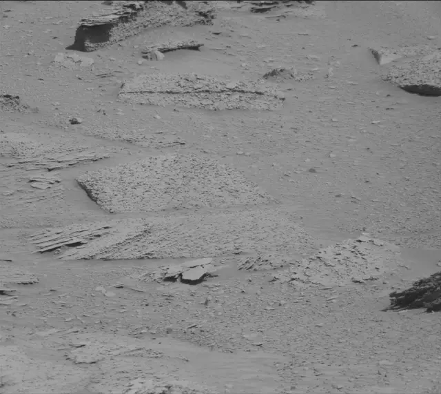 Sol 3831: Mast Camera (Mastcam)